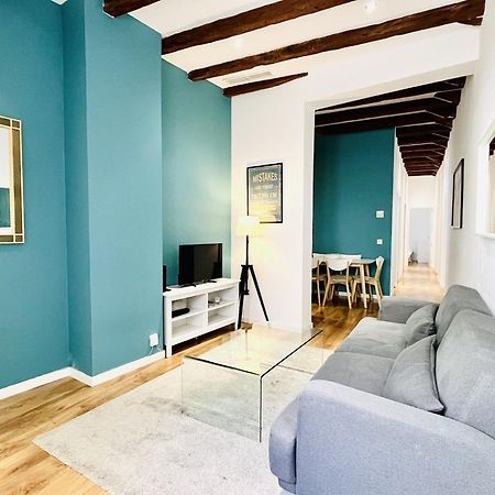 Dplace To Be - Amazing Apartments In Historic Center Madrid Buitenkant foto