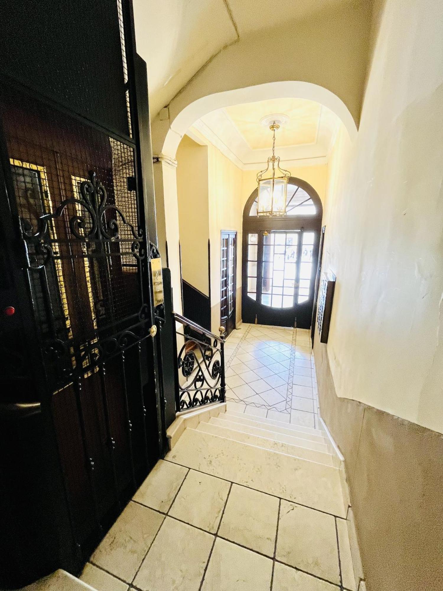 Dplace To Be - Amazing Apartments In Historic Center Madrid Buitenkant foto