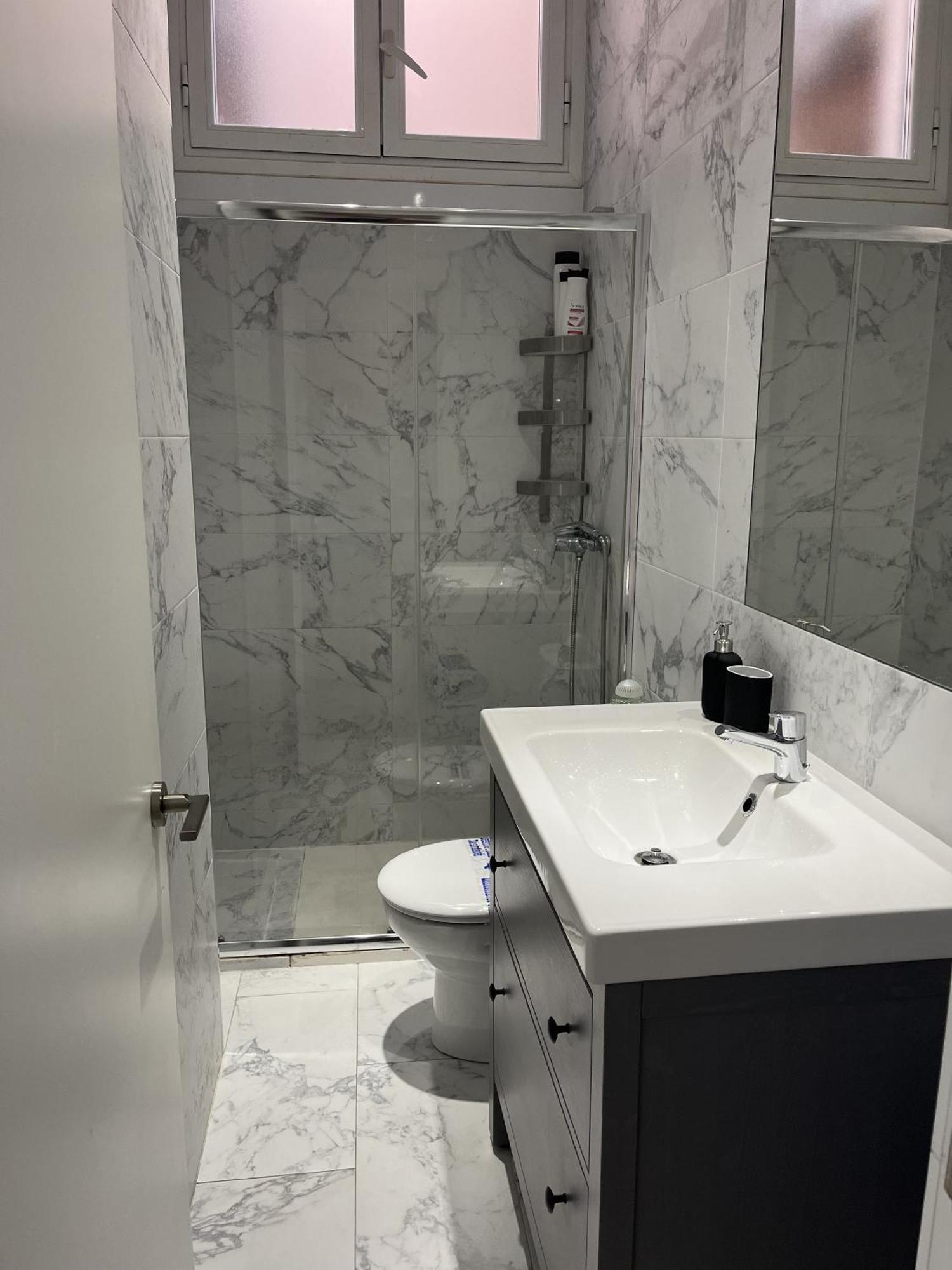 Dplace To Be - Amazing Apartments In Historic Center Madrid Kamer foto